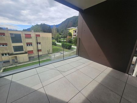 AFFITTASI NUOVO E BELLISSIMO 3.5 LOCALI A LUMINO - Foto 4