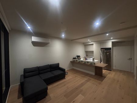 Flemington - Photo 2