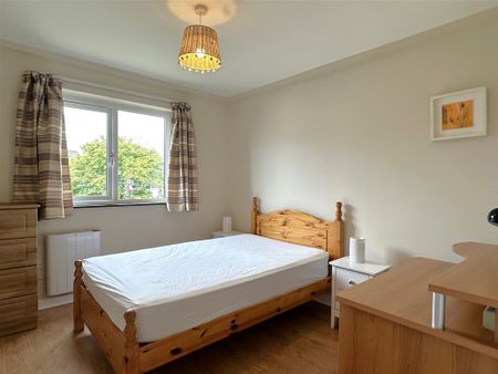 5 Emerson Court, Emerson Avenue, Salthill, Galway - Photo 3