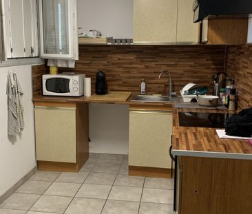 Appartement T2 avec balcon - HYERES - Photo 3