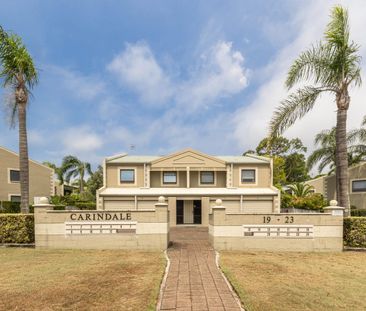 Embrace the coastal lifestyle in this charming 2-bedroom, 1-bathroo... - Photo 1