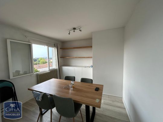 Location Appartement 3 pièces 66m² LA ROCHELLE 17000 - Photo 1