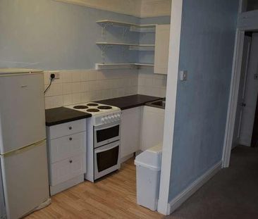 Beach Avenue, Birchington, CT7 - Photo 4