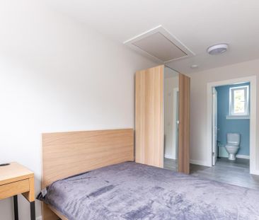 7 bedroom flat share to rent - Photo 4