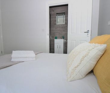 Room in a Shared House, Bloemfontein Road, W12 - Photo 4