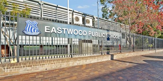 Full Brick Residence on the Eastwood Border | Eastwood Public Catchment - Photo 3