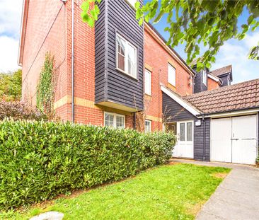 Gould Close, Newbury, Berkshire, RG14 - Photo 5