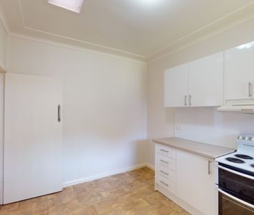 2/123 Berkeley Street, Speers Point NSW 2284 - Photo 5