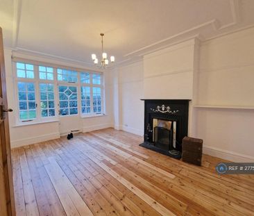 4 bedroom semi-detached house to rent - Photo 1