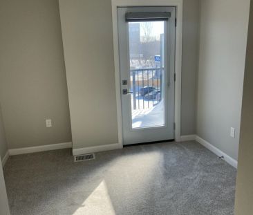 708 Woolwich Street #406 - Photo 1