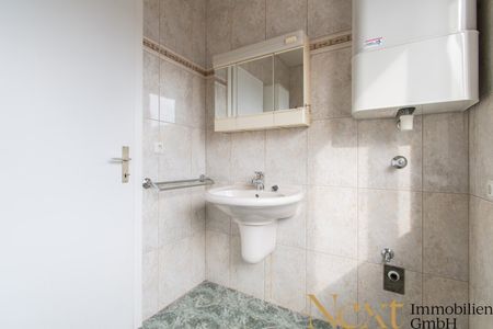 Teilsanierte 2-Zimmer-Altbauwohnung mit nagelneuer Einbauküche in Linz nähe Bahnhof zu vermieten! - Photo 5