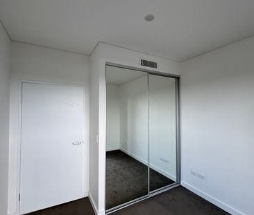 Castle Hill - Photo 2