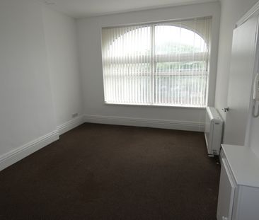 Park Road Flat 4 - Photo 1