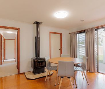 29 Moruya Circuit, Kaleen - Photo 2