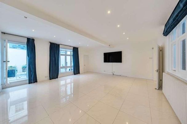 Cadogan Place, Belgravia, SW1X - Photo 1