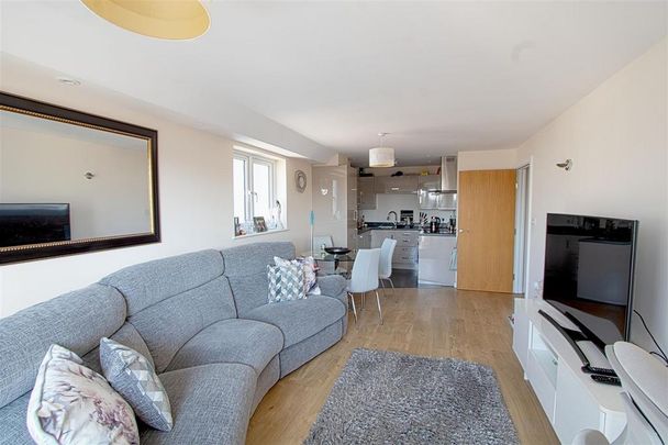 2 bedroom apartment to rent - Photo 1