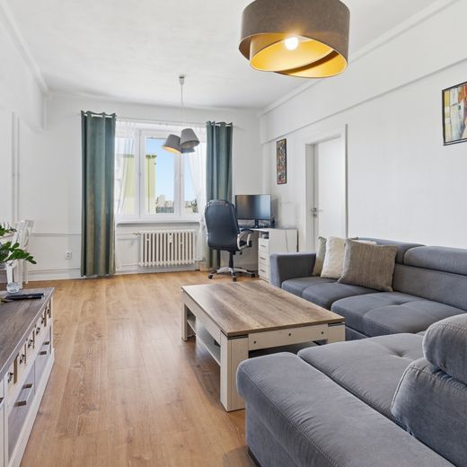 Na prenájom 3-izbový byt s balkónom v Rači - Fotografia 1