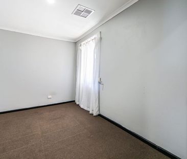 Simple and Neat - Photo 3