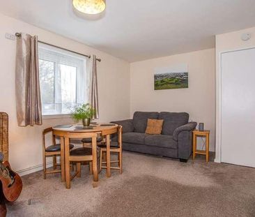 Flanchford House, Somers Close, Reigate, RH2 - Photo 2