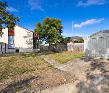 COSY THREE BEDROOM HOME - PERFECT FOR FIRST TIME RENTERS - Photo 2