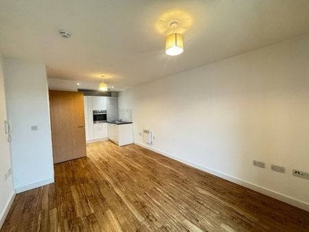 The Gallery, Plaza Boulevard, Liverpo... - Photo 2