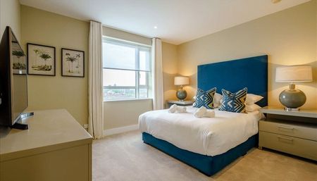Circus Apartments, Canary Wharf - Photo 3