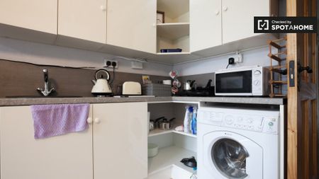 1-bedroom apartment for rent in Clondalkin, Dublin - Photo 5