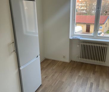 Hjälmshultsgatan 14 C - Photo 1
