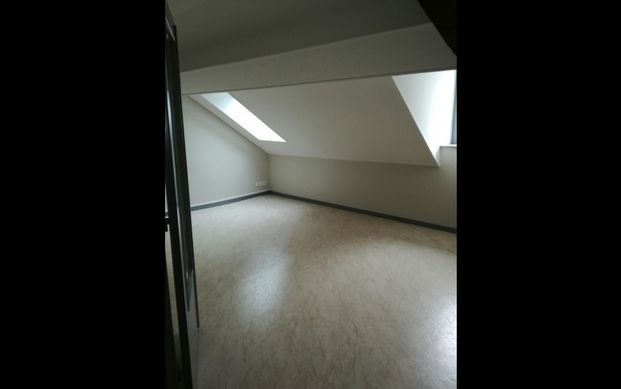 Location Appartement 4 pièces 82 m² Le Blanc - Photo 1