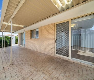 Charming Family Home in Prime South Duncraig Location - Photo 5