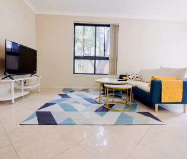 2 bed 2 bath - Photo 5