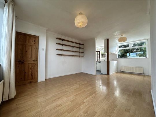 3 bedroom terraced house to rent - Photo 1