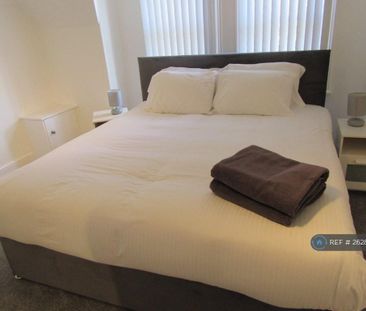 2 bedroom flat to rent - Photo 6