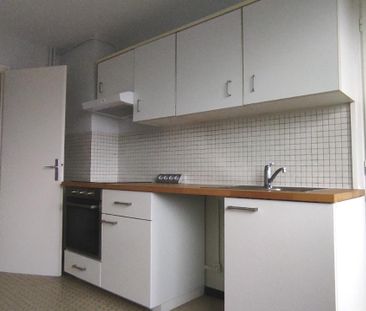 Location Appartement 3 pièces 69m² ST EGREVE 38120 - Photo 3