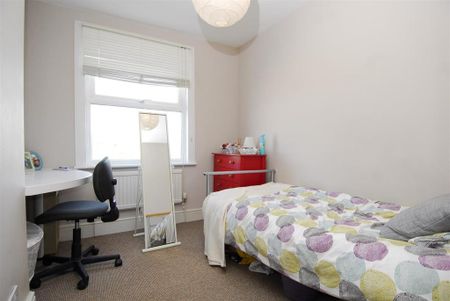 4 bedroom house to rent - Photo 5