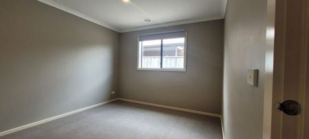 Comfortable Family Living in a Prime Location - Photo 3