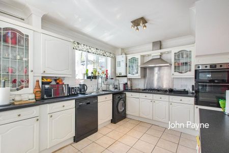 1 bedroom in a house share to rent - Photo 4