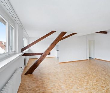 Charmanter Altbau trifft Top-Lage - Foto 1