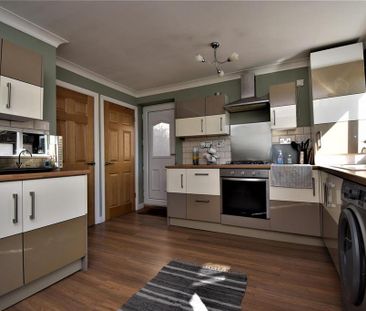 3 bedroom detached house to rent - Photo 1