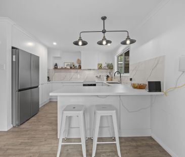 12 Leuneah Lane, Karana Downs QLD 4306 - House For Rent - $780 | Do... - Photo 5