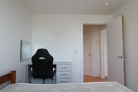 £1,295 - To Let - Photo 4