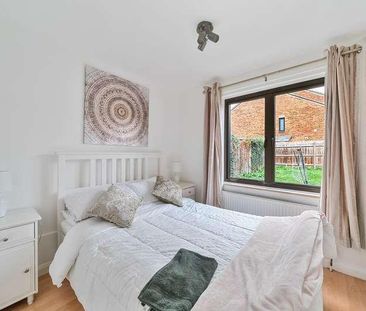 Gateway, Weybridge, Surrey, KT13 - Photo 6