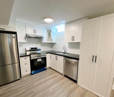 For Lease - 922 Silverthorn Mill Avenue Unit# Bsmt, Mississauga, On... - Photo 2