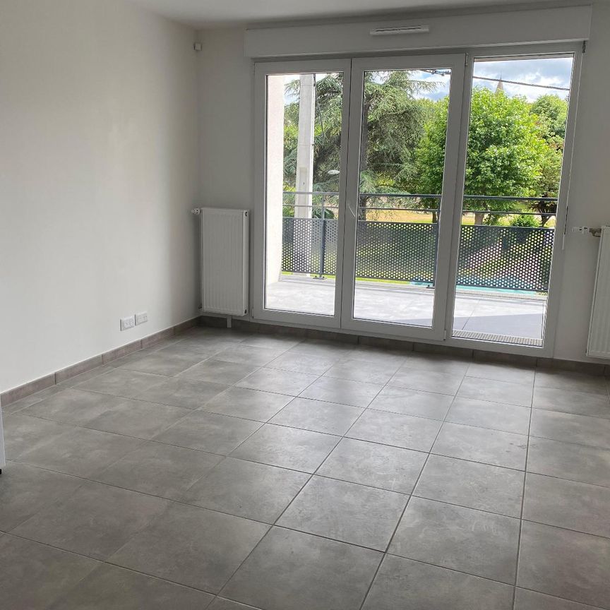 Location Appartement 3 pièces 55m² EPONE 78680 - Photo 1