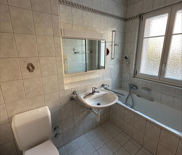 Gare 1B, Corcelles - Photo 1