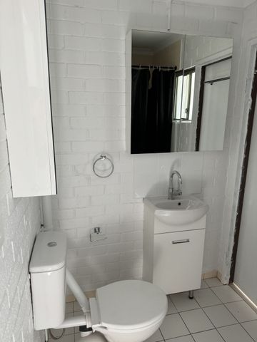 Renovated Granny Flat! - Photo 4