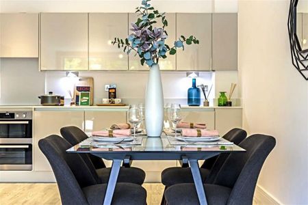 2 bedroom flat to rent - Photo 3