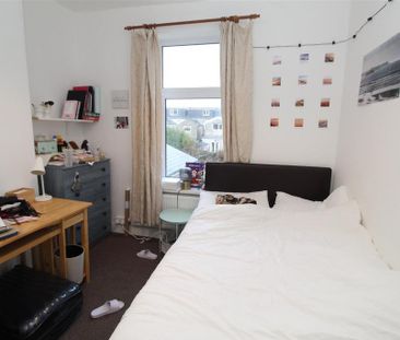 5 bedroom house to rent - Photo 2