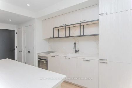 505 Richmond Street W #1029 - Photo 3