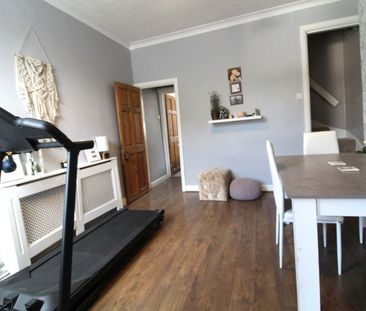 2 bedroom House for rent - Photo 2